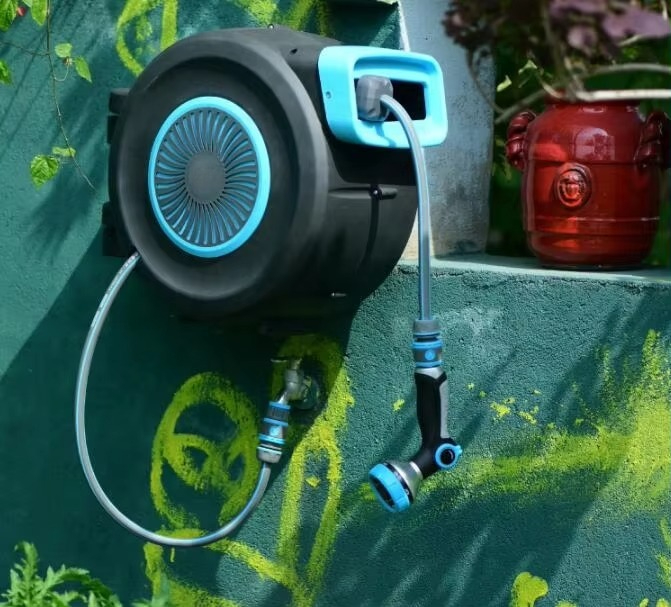 China Automatische Terugrol 20 - Garden Hose Reel Automatic Retractable 30M recensie en prijs